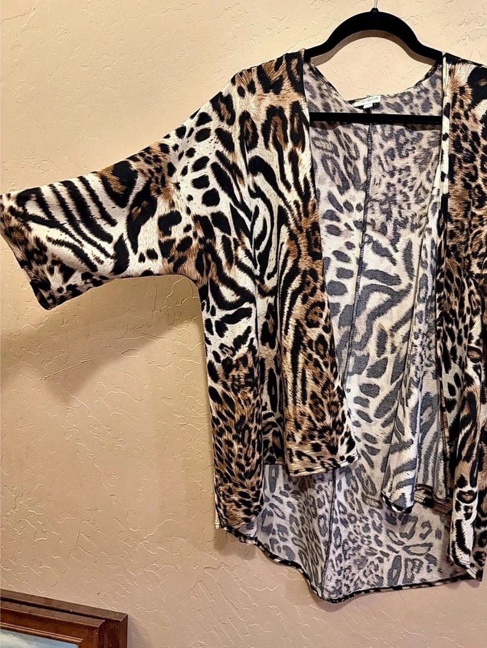 LuLaRoe Animal Print Cardigan in Brown & Cream Size Small
